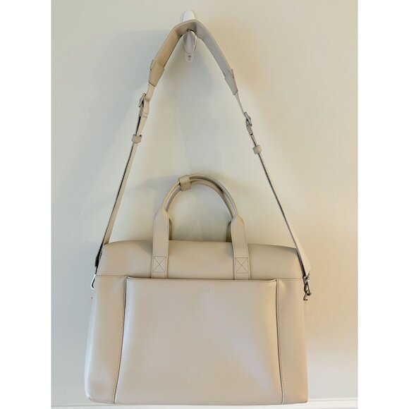 Monos Metro Weekender Duffle Bag Like New Ivory Tan - Picture 3 of 7